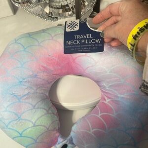 Neck pillow perfect for trips for the holidays 🚙Nextime brand MERMAID print🧜‍♀️